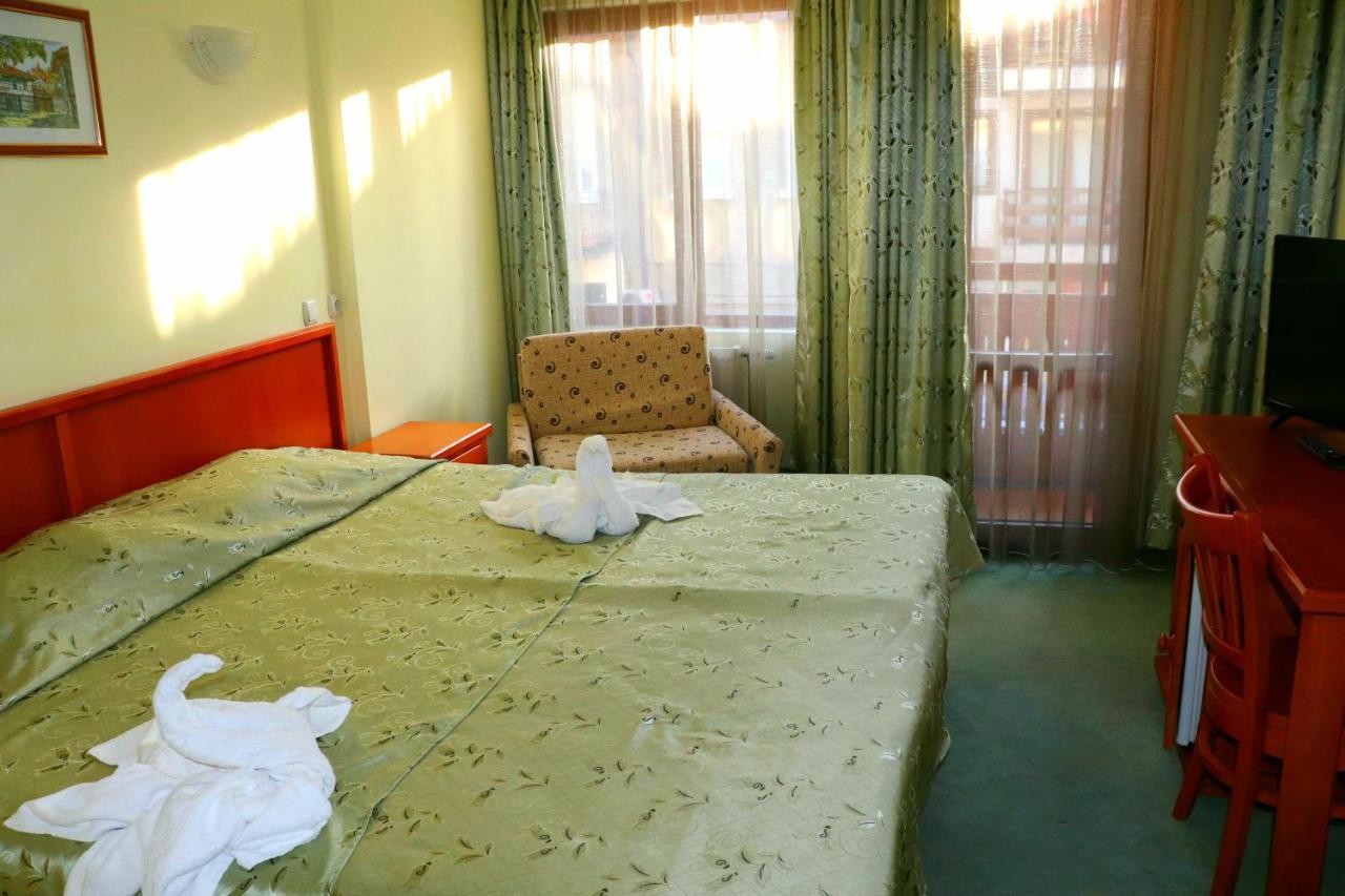Family Hotel Nadine Banszko Kültér fotó